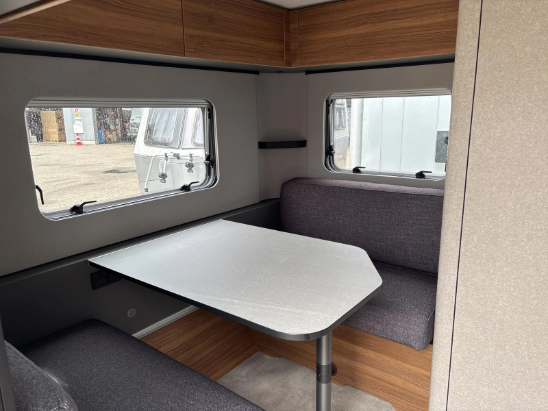 Eriba Feeling 470 Seatle Stone vloerverw. 