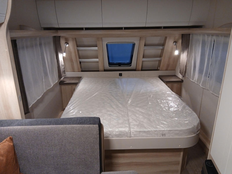 Hobby De Luxe 460 SFF  foto: 5