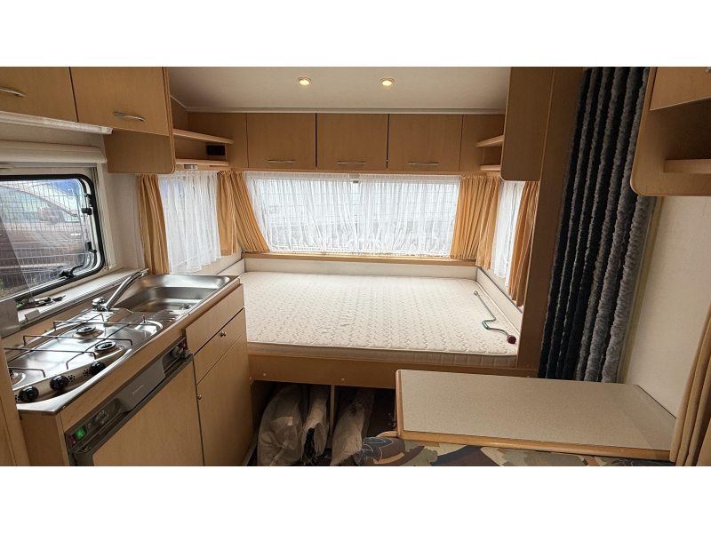 Delta Delta 4900 TK stapelbed zitgroep bed 