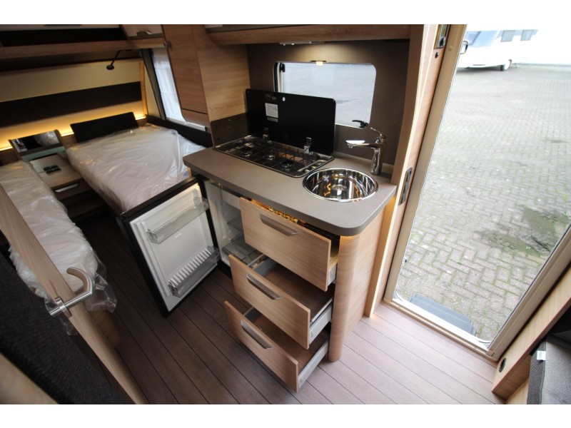 Knaus Sudwind Black Selection 460 EU AIRCO ACTIE  foto: 11