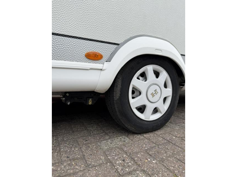 Hobby De Luxe 540 UFF Incl. Mover en Airco  foto: 9