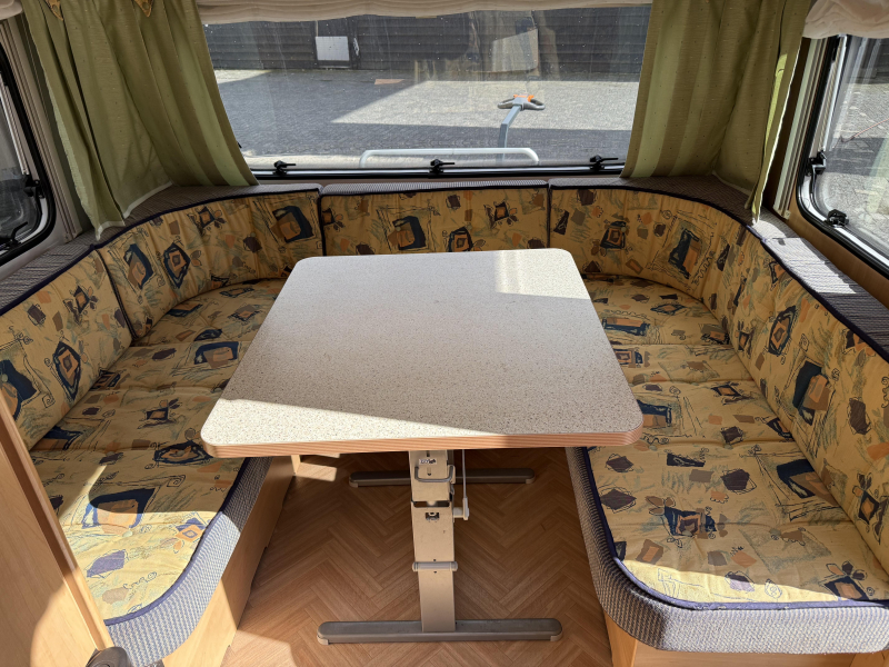 Bürstner Ventana Avantgarde 480 TK STAPELBE RONDZIT 5/6PERS 