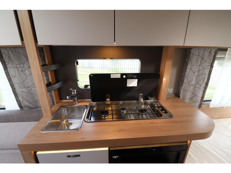 Knaus Sport Platinum 450 FU AKTIE - 200  foto: 7