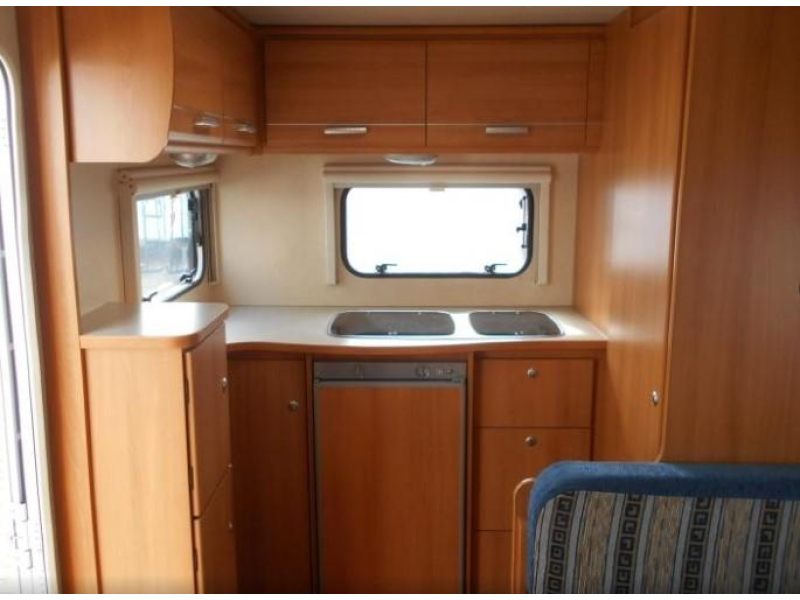 Caravelair Antares Artica 465 Dwarsbed / Luifel.  foto: 9