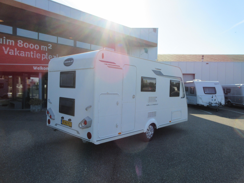 Caravelair Alba Family 426 MET DOREMA VOORTENT  foto: 17