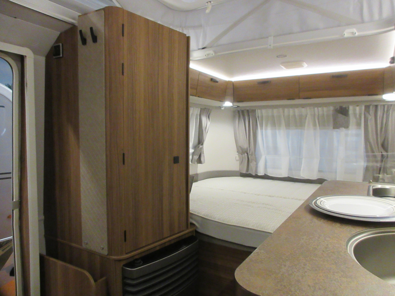 Eriba Touring 310 Smal, licht, toch ruim !  foto: 6