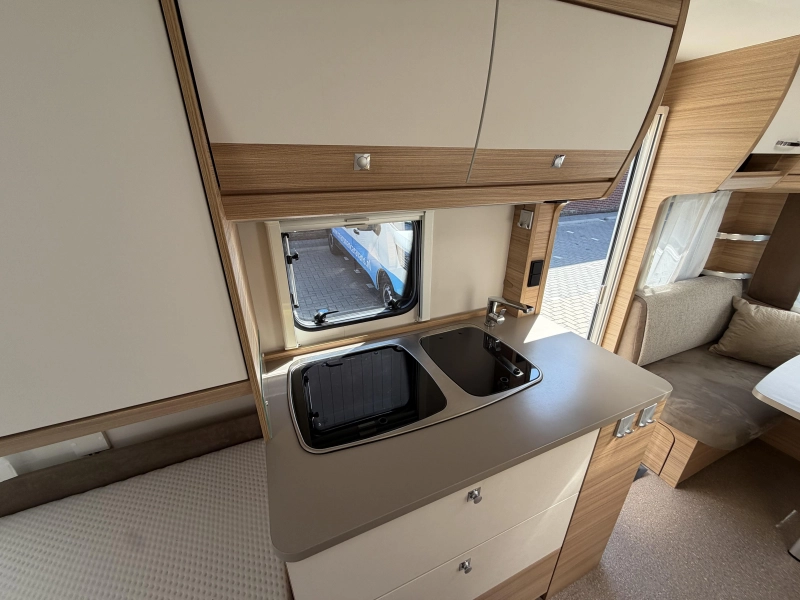 Dethleffs Camper Avantgarde 460 EL Zeer compleet  foto: 11