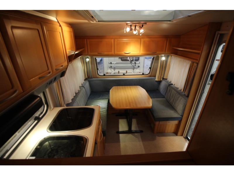 Knaus Azur 450 TF Mover, Voortent, Fietsenr  foto: 10