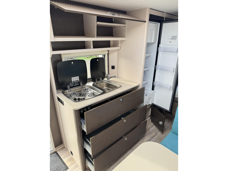Dethleffs C'Go 495 QSK Stapelbed-Mover-Luifel  foto: 9