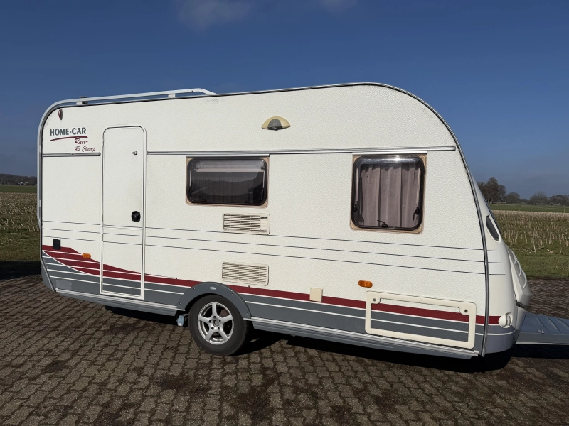 Home-Car Racer Champ 43 met mover en voortent 