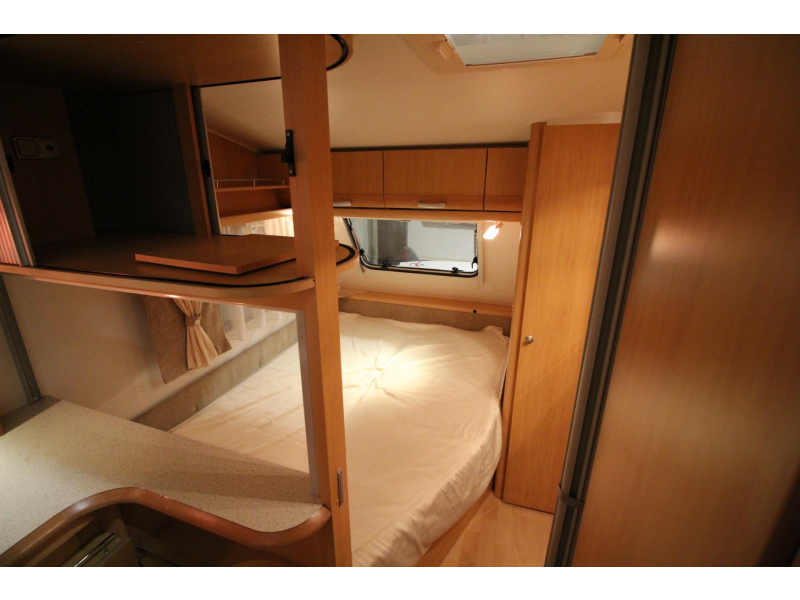 Beyerland Sprinter Sport 450 FB Mover,Voortent,Fietsenrek  foto: 8