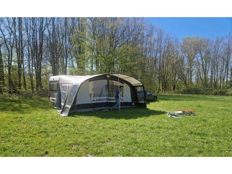 Bürstner Averso Fifty 460 TS Airco! Mooie tent fr bed  foto: 1
