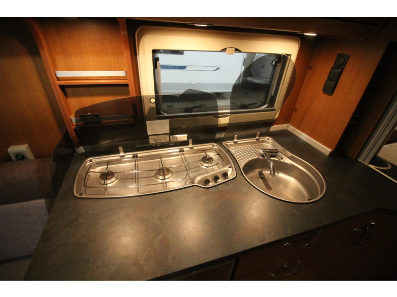Knaus Sudwind Exclusive 500 FU Thule 6300, VT Isabella  foto: 14