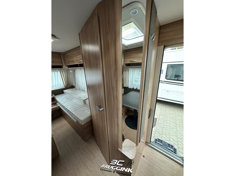 Eriba Nova Light 470 ENKELE BEDDEN 1.500 KG  foto: 6