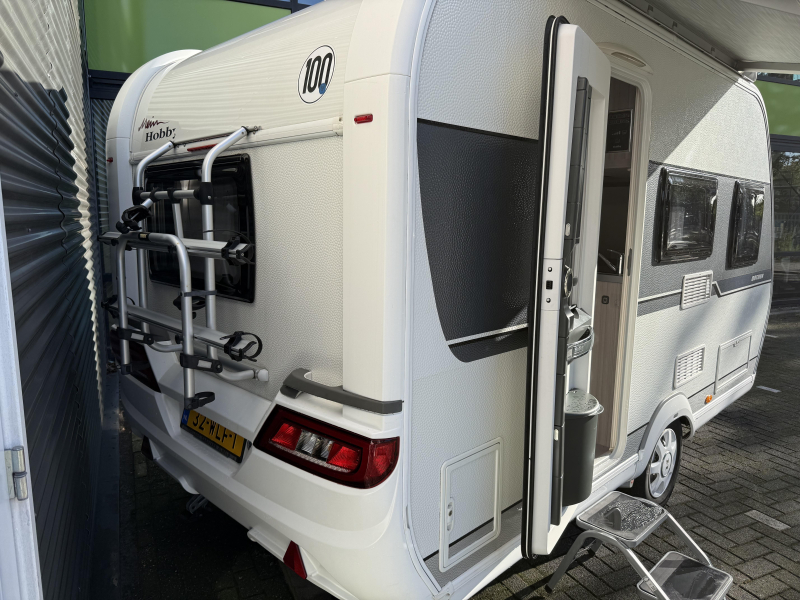 Hobby On Tour 390 SF VASTBED MOVER LUIFEL TOP  foto: 1