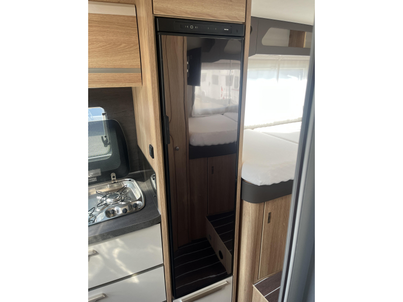 Knaus Sky TI 650 MEG Platinum Selection - Dakairco - Zonnepaneel  foto: 10