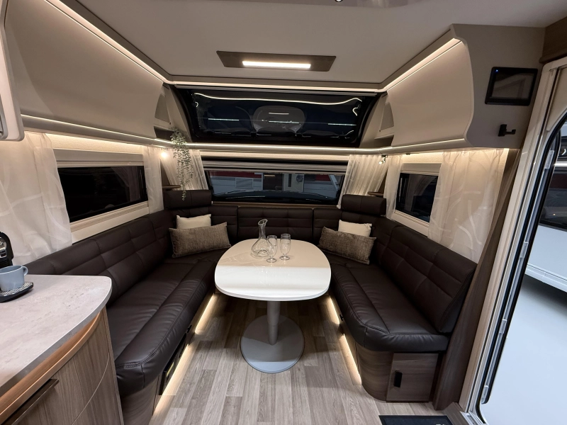 Kabe Imperial 560 NIEUW BINNEN  foto: 1