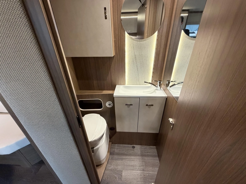 Tabbert Cazadora 460 E enkele bedden / dinette  foto: 14