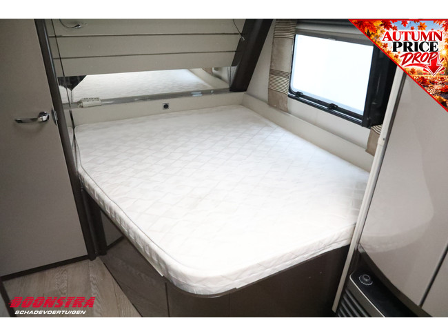 Hobby 560 CFE Premium Mover Luifel Frans bed Middenkeuken Rondzit LMV foto: 11