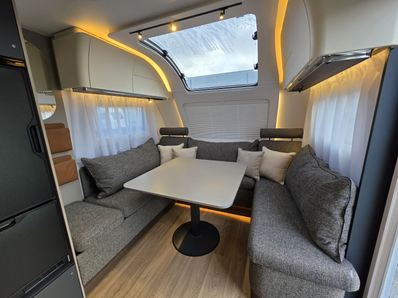 Adria Alpina 583 UL  foto: 9