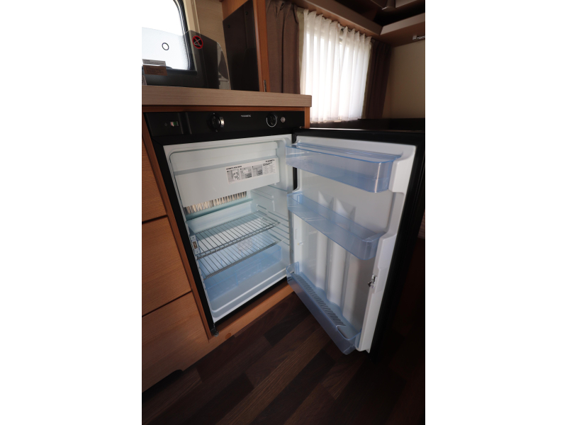 Knaus Sport 450 FU Voortent/ Fietsendrager  foto: 11