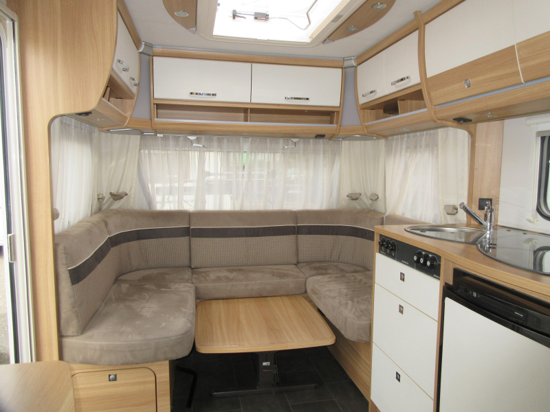 Dethleffs Camper 500 FR MET MOVER, AIRCO, LUIFEL  foto: 7