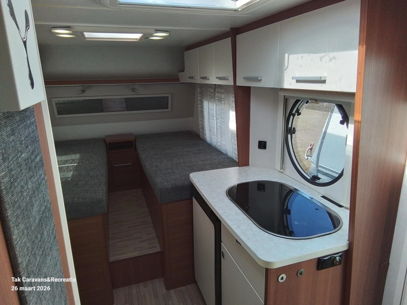 LMC Style 450 E 2 aparte bedden 