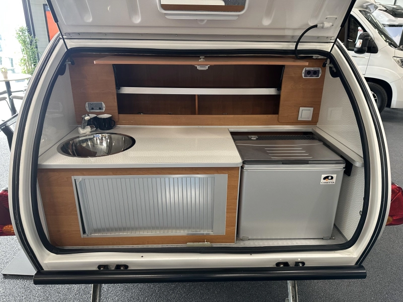 Caretta Basoglu 1500 tourcaravan / compact 