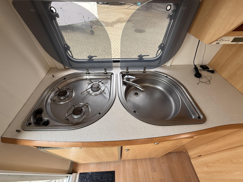 Home-Car Racer Fantasy 43 Truma mover, Voortent,  foto: 11