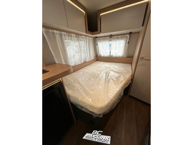 Knaus Sport 450 FU FRANS BED VLOERVERWARMING foto: 5