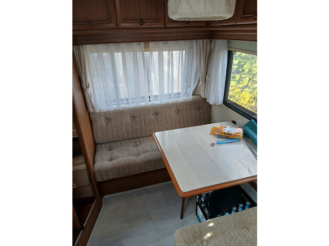 Hobby 420 Prestige incl. voortent foto: 15