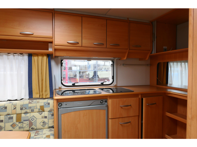 Knaus Sudwind 500 TUF mover en voortent  foto: 14