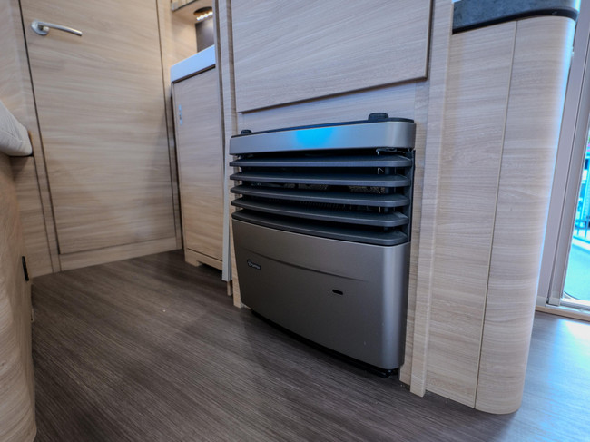 Knaus Sudwind 450 FU RONDZIT, MOVER, VOORTENT foto: 14