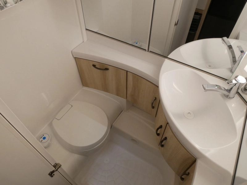 Hobby De Luxe 540 UL Model 2027  foto: 14