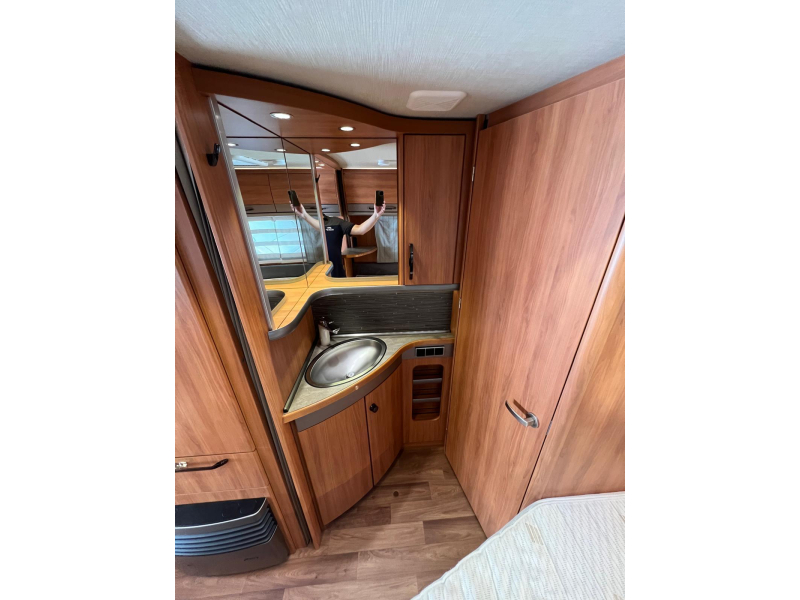 Eriba Nova Winner Edition 465 GL mover, luifel, airco  foto: 16