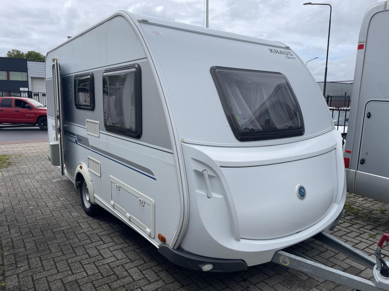 Knaus Sport 420 DQ met Mover  hoofdfoto: 1