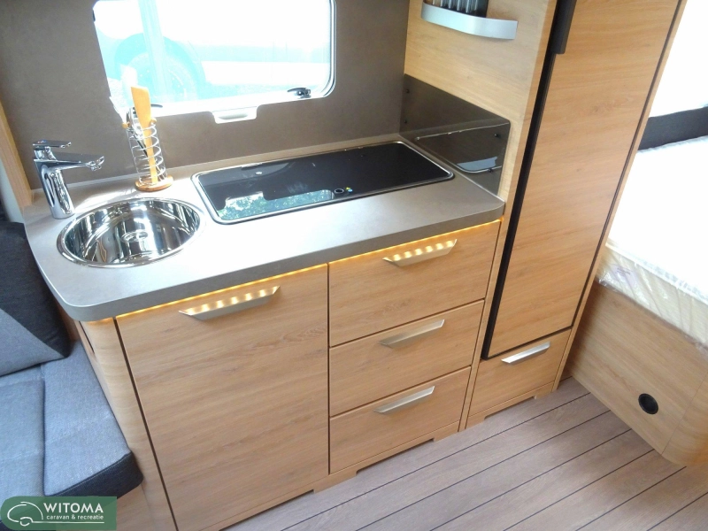 Knaus Sudwind Black Selection 500 FU 50 jaar Witoma voordeel!  foto: 8