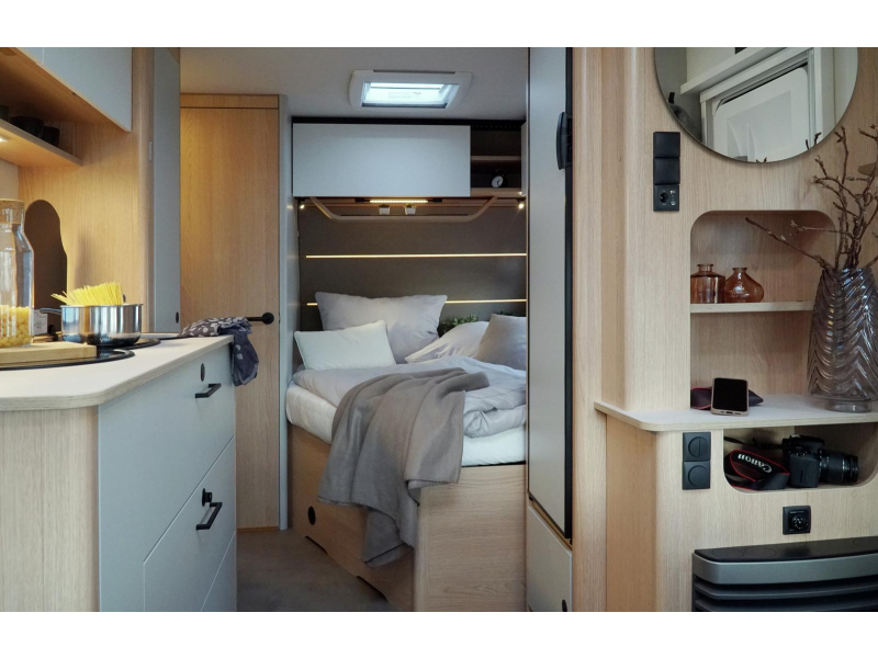 LMC Style 440 D model 2027, fransbed  foto: 18