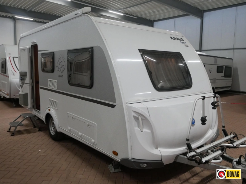 Knaus Sport 460 EU Mover levelsysteem luifel  foto: 0