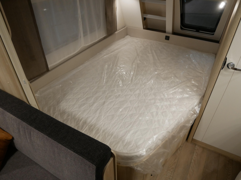 Hobby De Luxe 400 SFE Model 2027  foto: 10