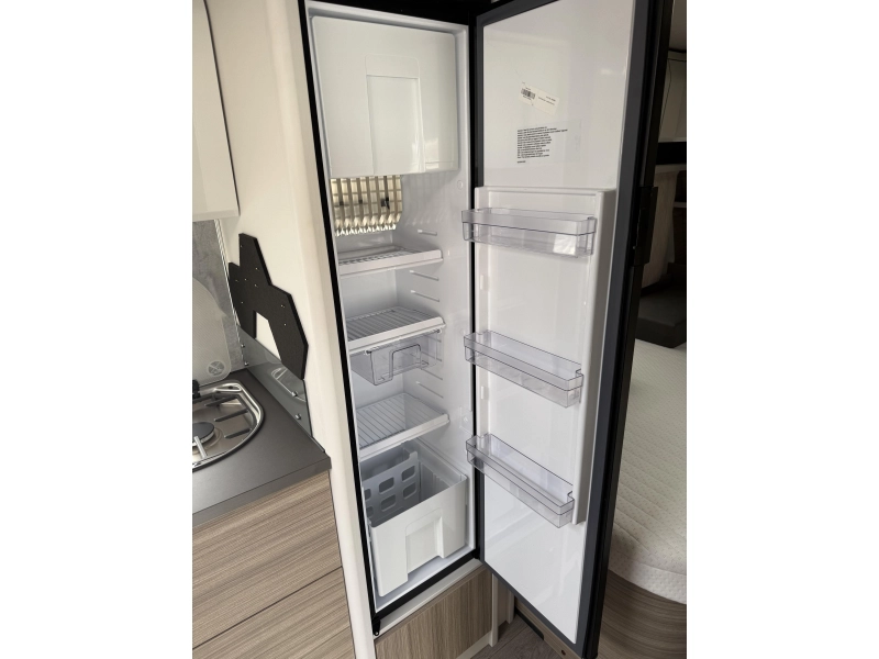 Bürstner Averso 490 TS FRANSBED RONDZIT LUIFEL  foto: 10