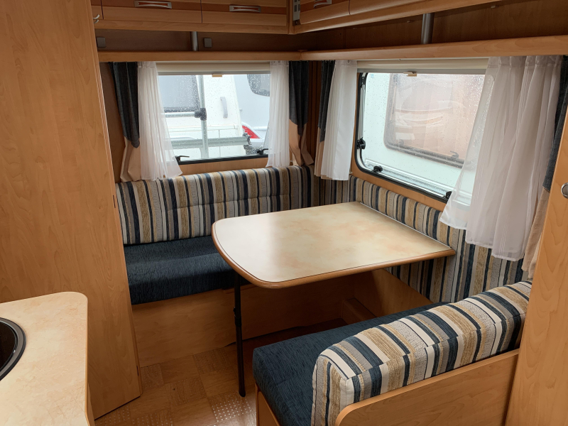 Caravelair Ambiance Style 390 Voortent/Fietsendrager  foto: 3