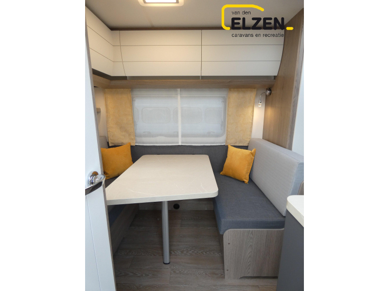 Hobby On Tour 390 SF actie prijs 