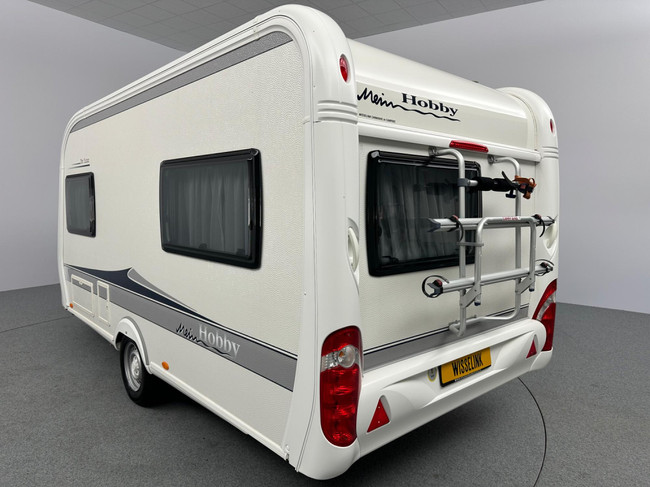 Hobby De Luxe 440 SF