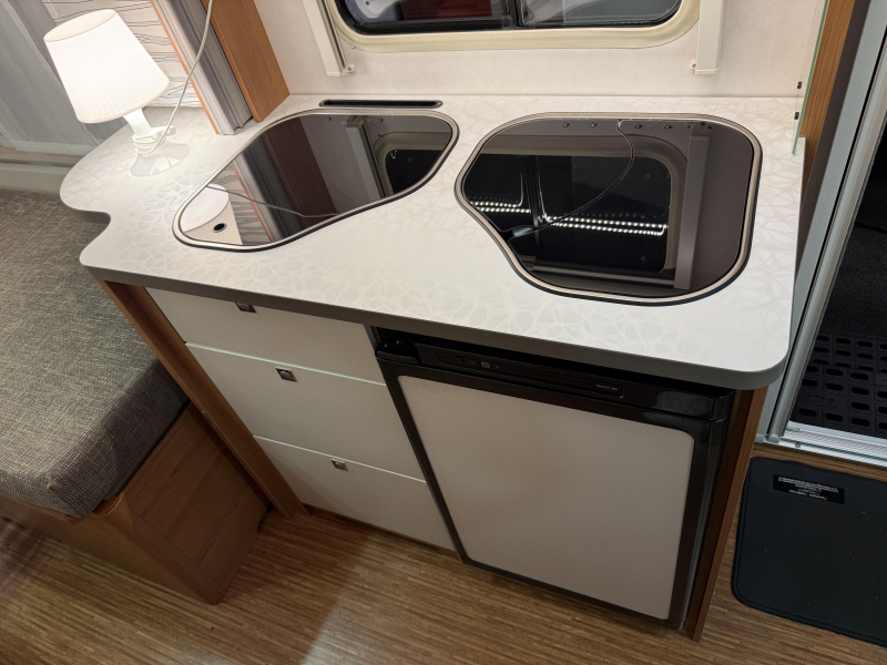 TEC Weltbummler Energy 473 TE 2 BEDDEN MOVER LUIFEL-TOP  foto: 7