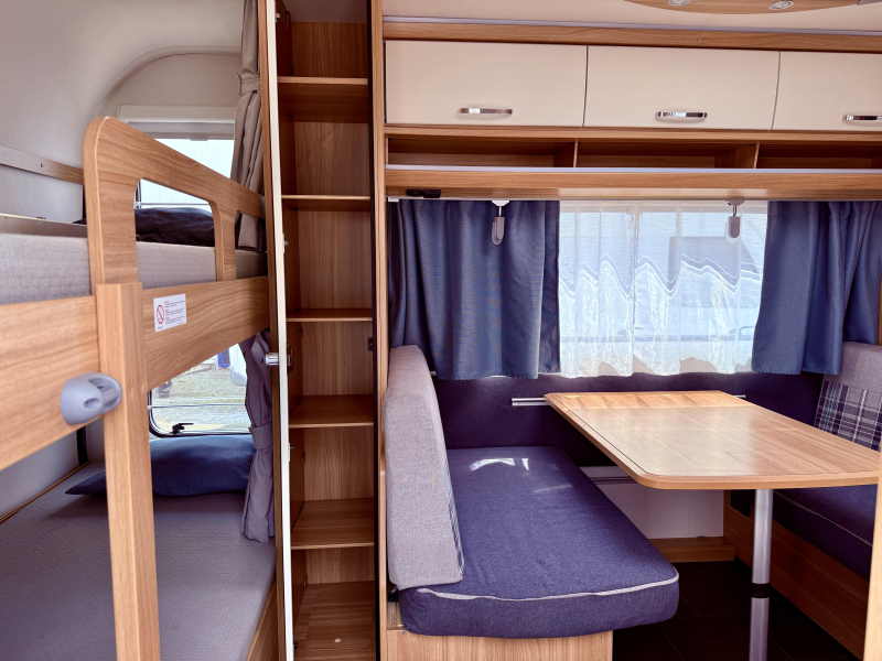 Dethleffs Camper 530 FSK mover/ voortent/ATC  foto: 13