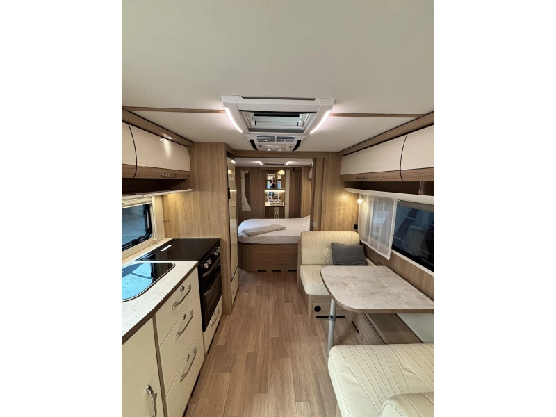 LMC Lord Brillant 690 Mover + Levelsysteem!  foto: 9