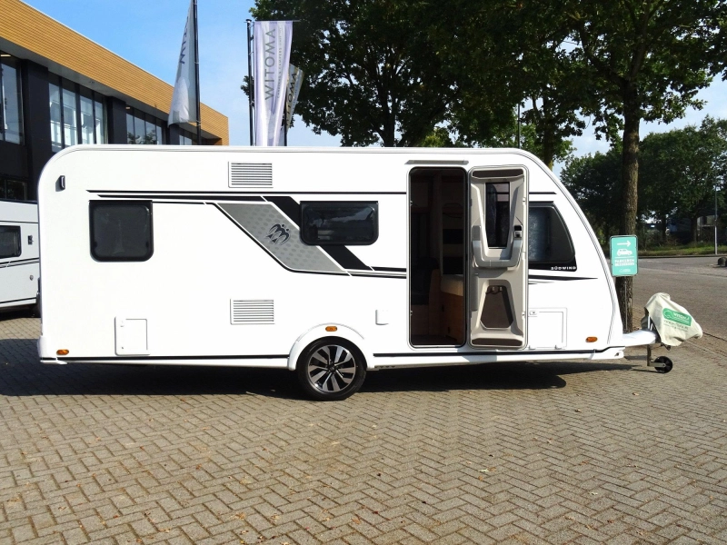 Knaus Sudwind Black Selection 500 QDK 50j witoma actiepakket  foto: 20