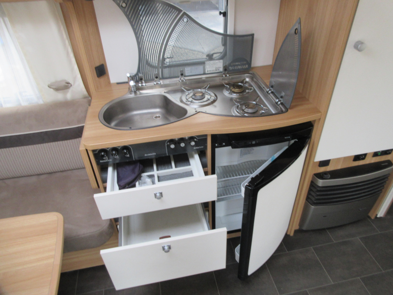 Dethleffs Camper 500 FR MET MOVER, AIRCO, LUIFEL  foto: 11