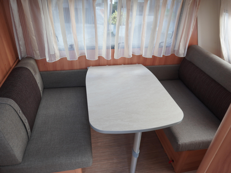Eriba Nova Light 425 MET MOVER EN VOORTENT  foto: 5